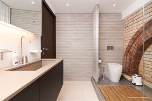 Photo 19- click for photo gallery